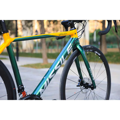 Kohlenstofffaser Gabelmaterial und Aluminiumlegierung Felgenmaterial 700c Road Bike Rennrad