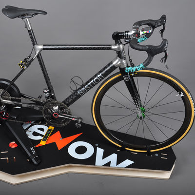 Schwarze tragbare Power Trainer-Board für Indoor-Radsport-Trainingsausrüstung