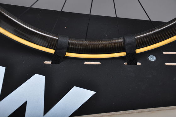 Schwarze tragbare Power Trainer-Board für Indoor-Radsport-Trainingsausrüstung