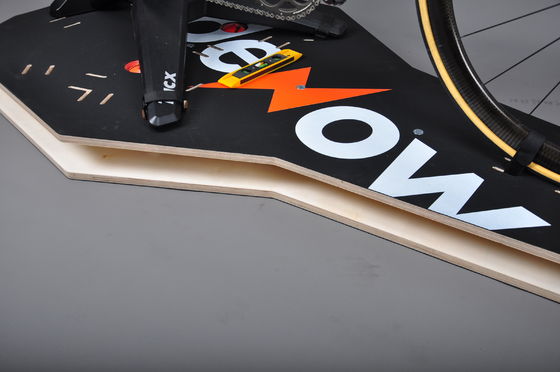 Schwarze tragbare Power Trainer-Board für Indoor-Radsport-Trainingsausrüstung