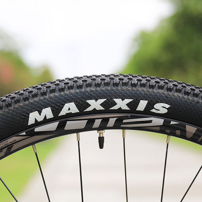 22 Geschwindigkeiten Vollfederung Mountainbike 29 Zoll Reifenbreite für Kundenzufriedenheit