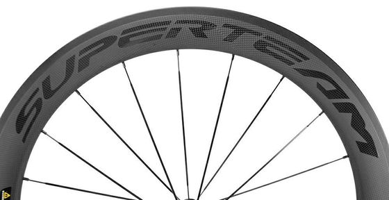 Anpassbares Fahrradradwerk aus 45 mm Carbonfaser 700c 20 24h R13 Hub Carbonräder