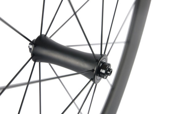 25mm Breite 50mm Tiefe Straßenrad Rohrloses Kohlenstoffrad Set 38C-25-R7 und Anpassung