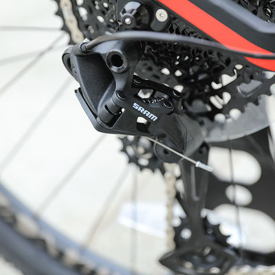 Ein gutes Mountainbike mit 130 Lastkapazität und Sonnenlicht 11-50T 24-Gang-HG-Kassette